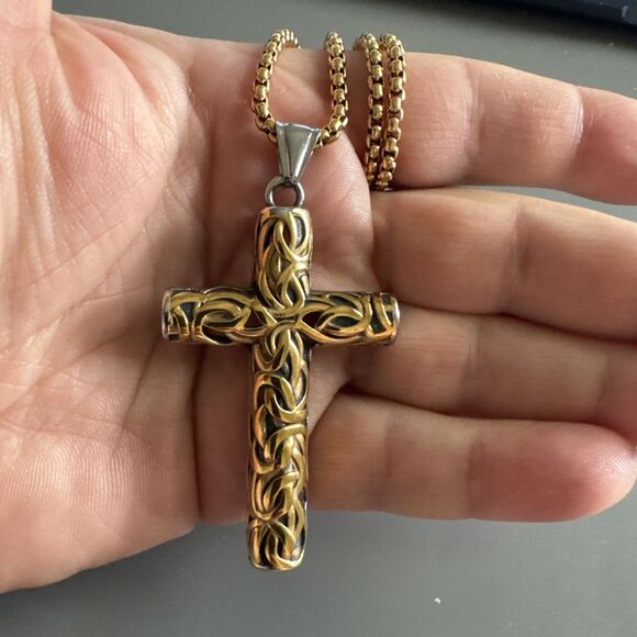 Men’s Cross Pendant 24” Box Chain Necklace Viking Religious Gothic Gold Gift - Picture 5 of 6